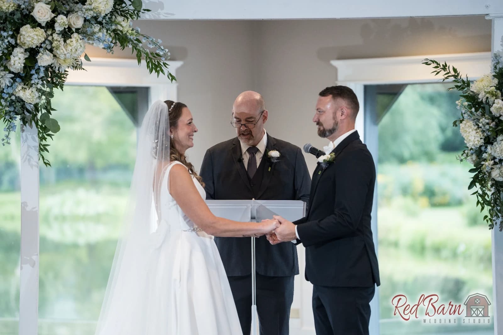 Amy and Nicholas - Fishermen`s Inn, Elburn IL — photo 42