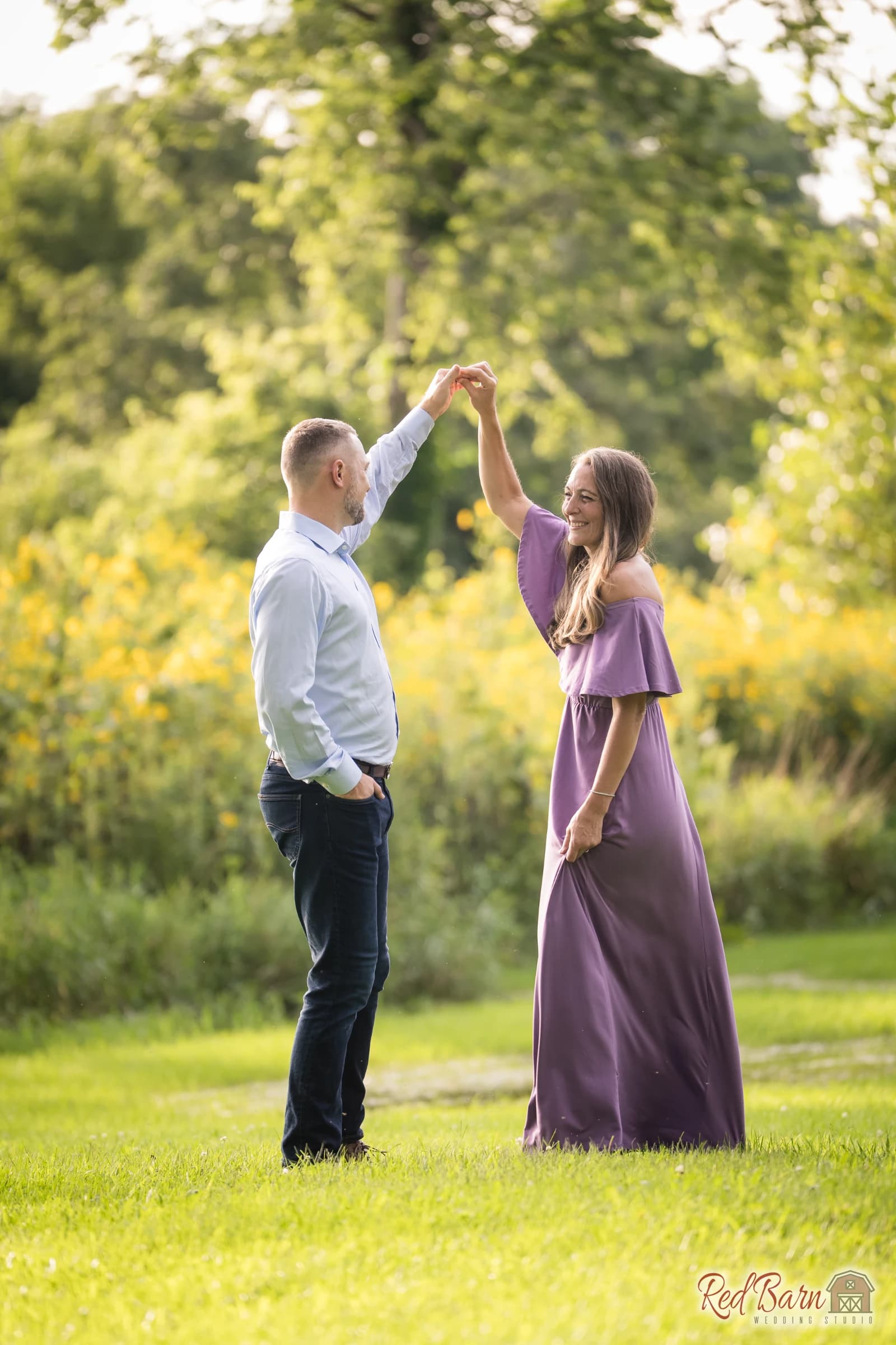Amy and Nicholas - Knoch Knolls Nature Center, Naperville IL — photo 17