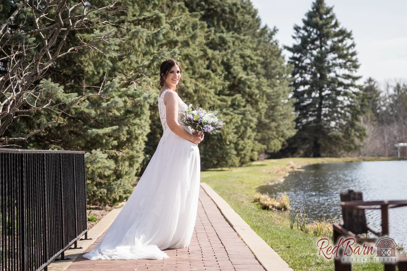 Katie and Eric - Fishermen`s Inn, Elburn IL — photo 46