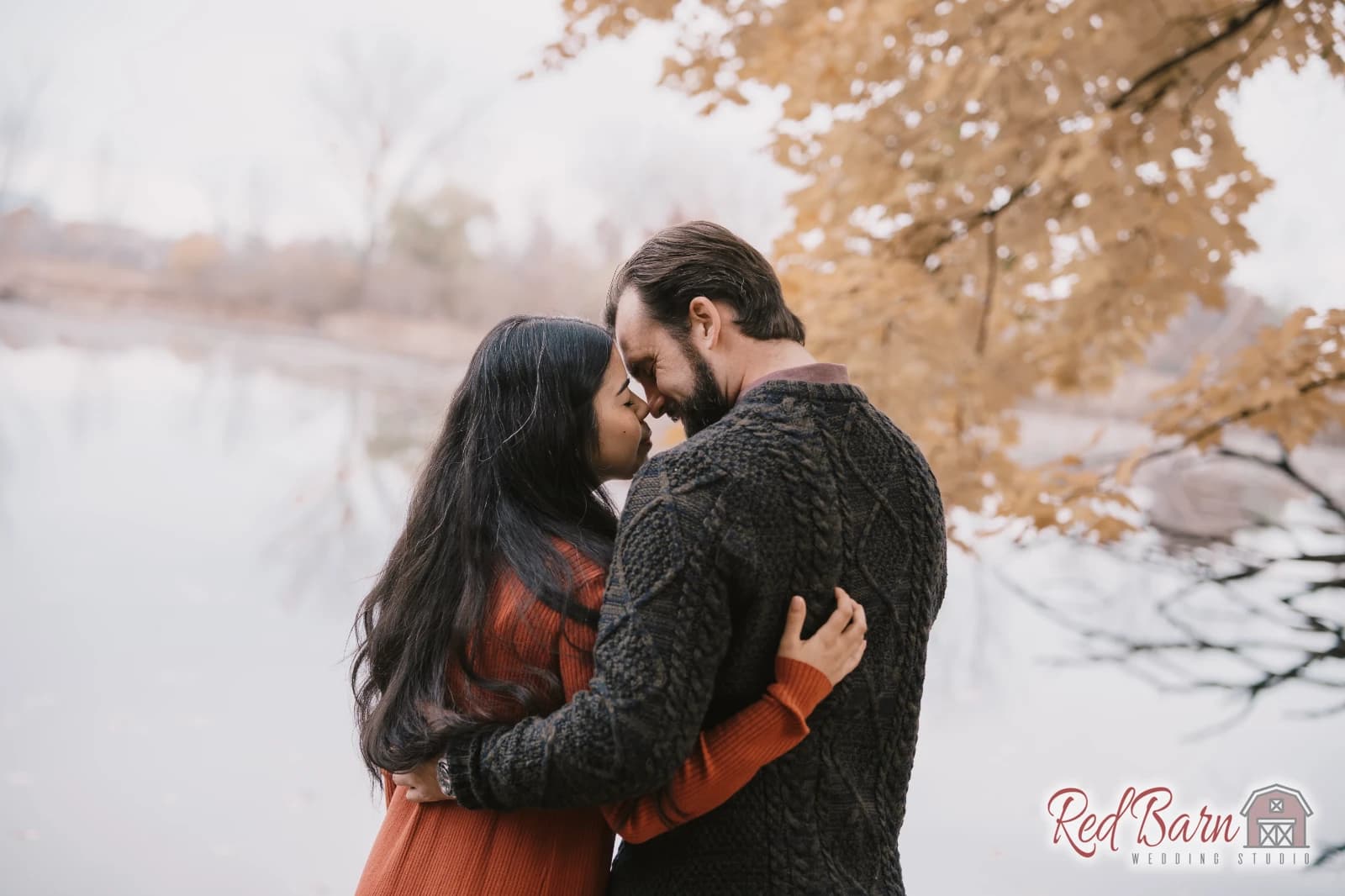 Stephanie and Christopher - Volkening Heritage Farm, Schaumburg IL — photo 19