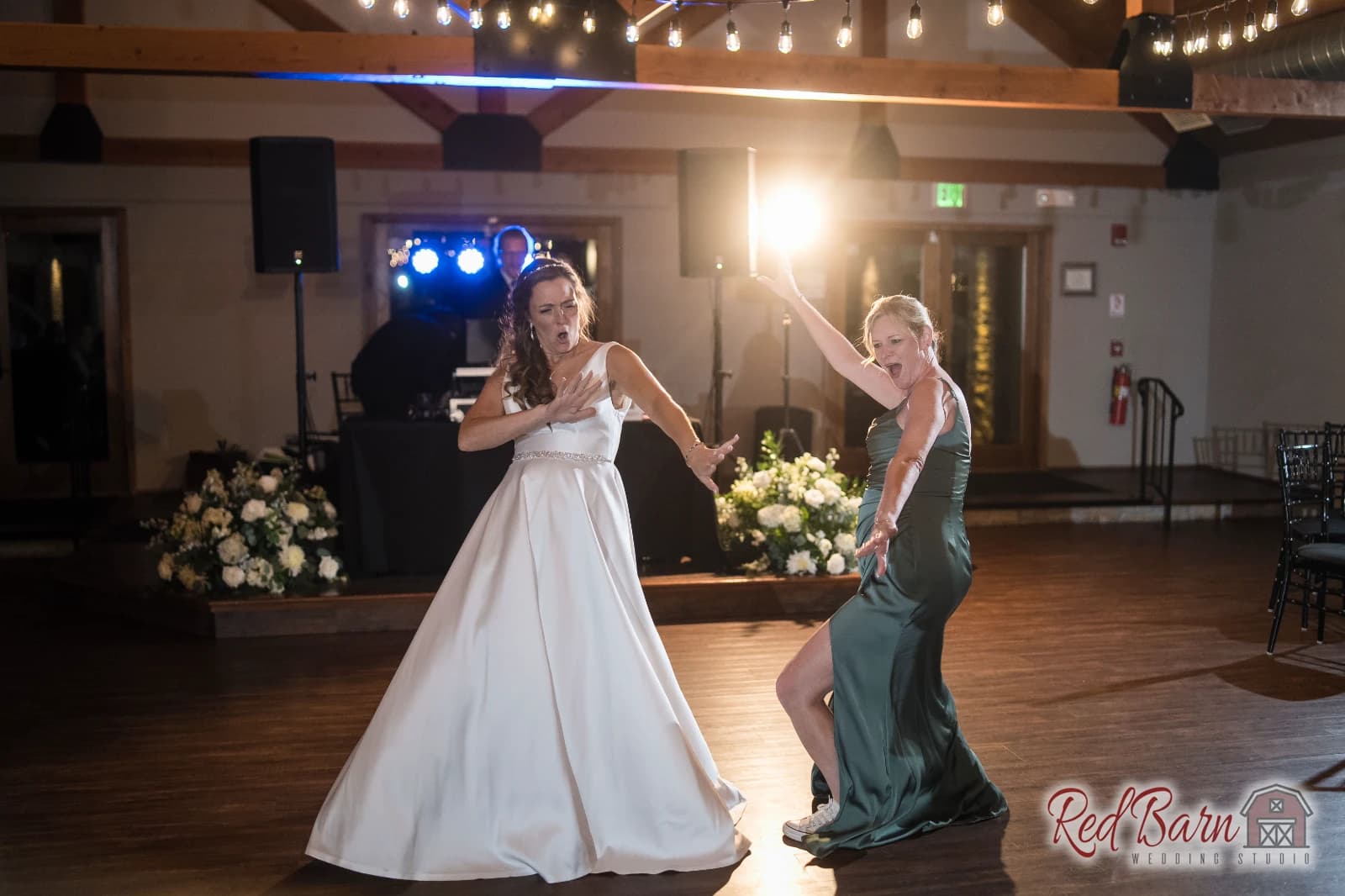 Amy and Nicholas - Fishermen`s Inn, Elburn IL — photo 68