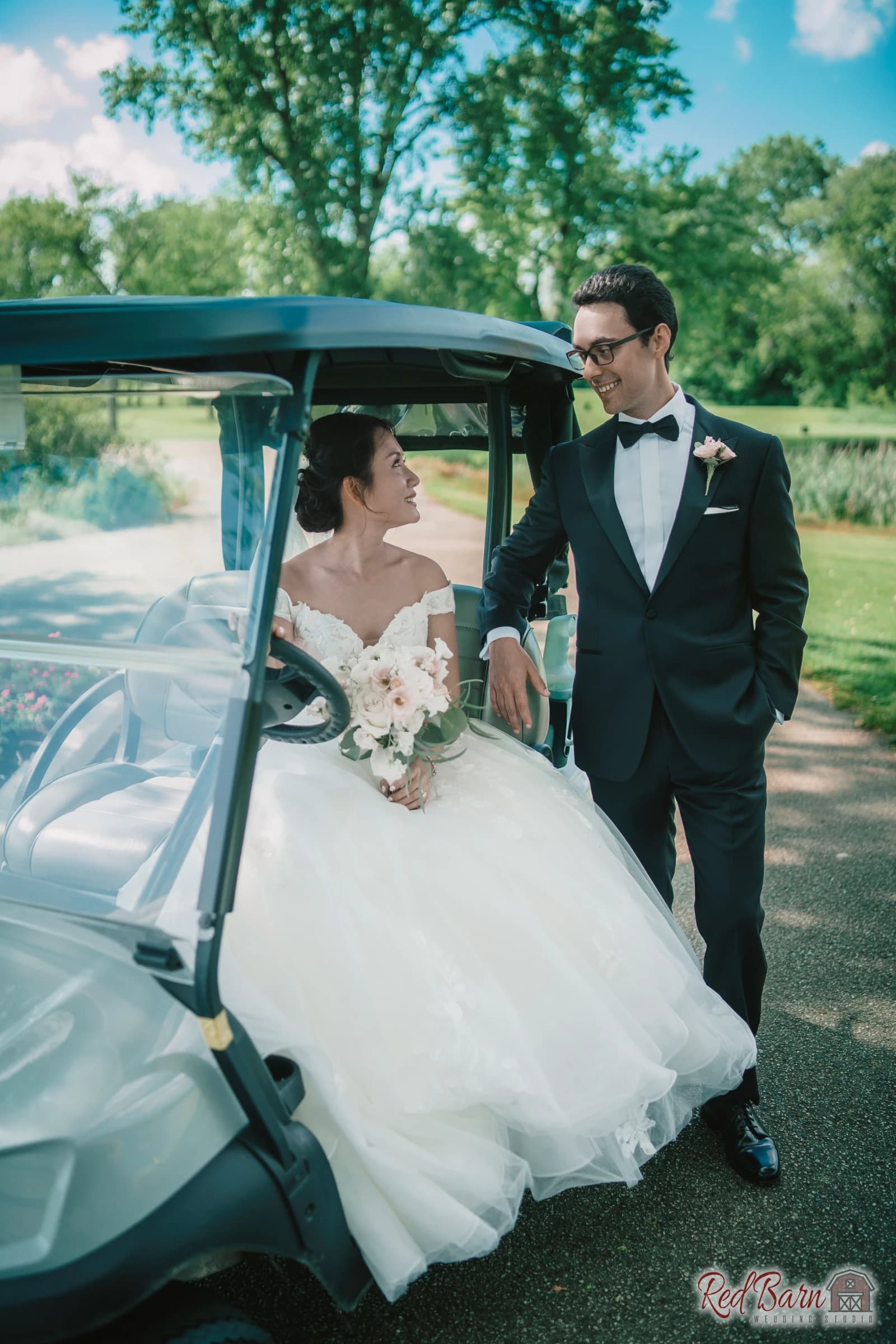 Annie and Harrison - Kemper Lakes Golf Club, Kildeer IL — photo 23