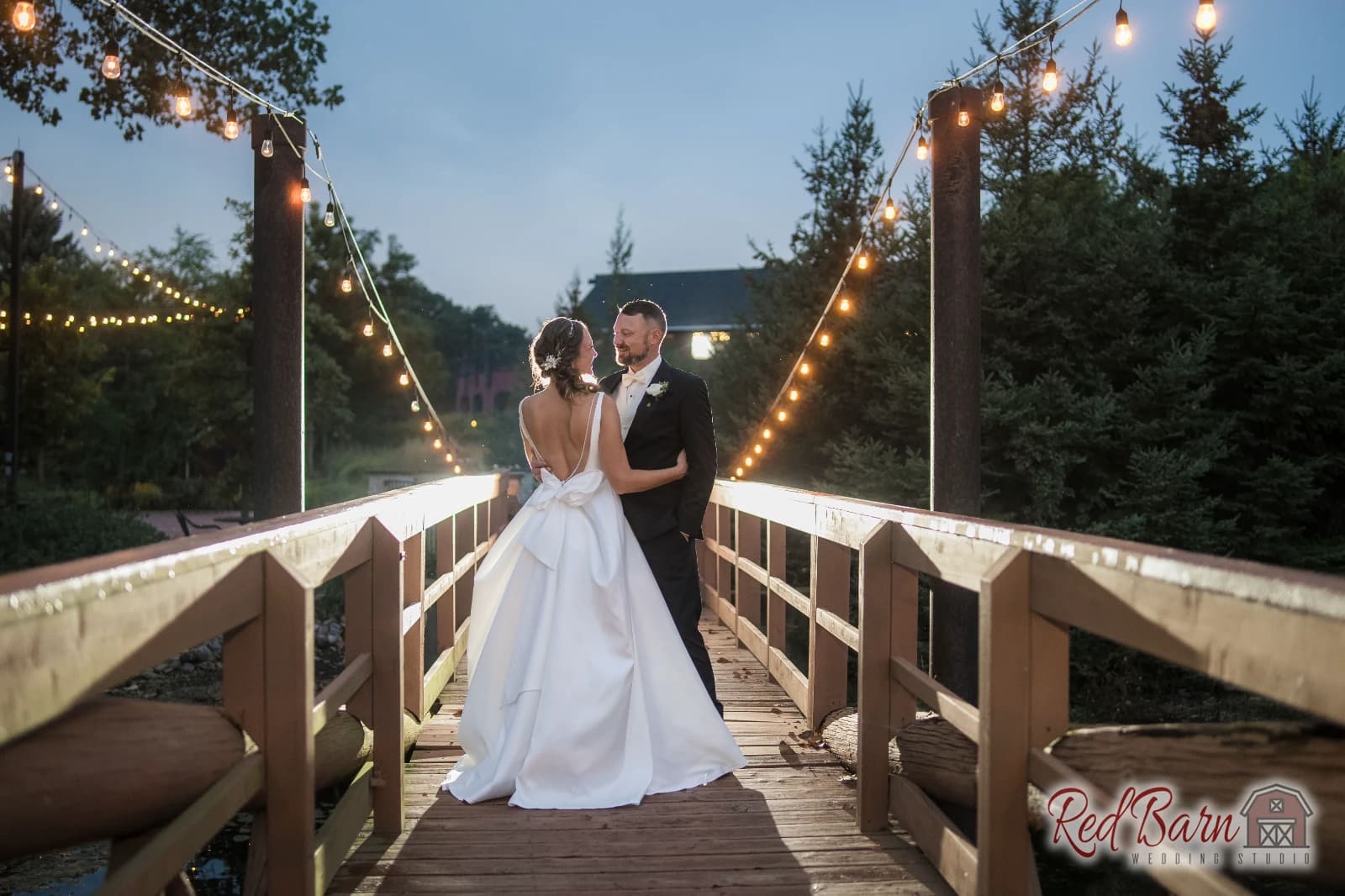 Amy and Nicholas - Fishermen`s Inn, Elburn IL — photo 58