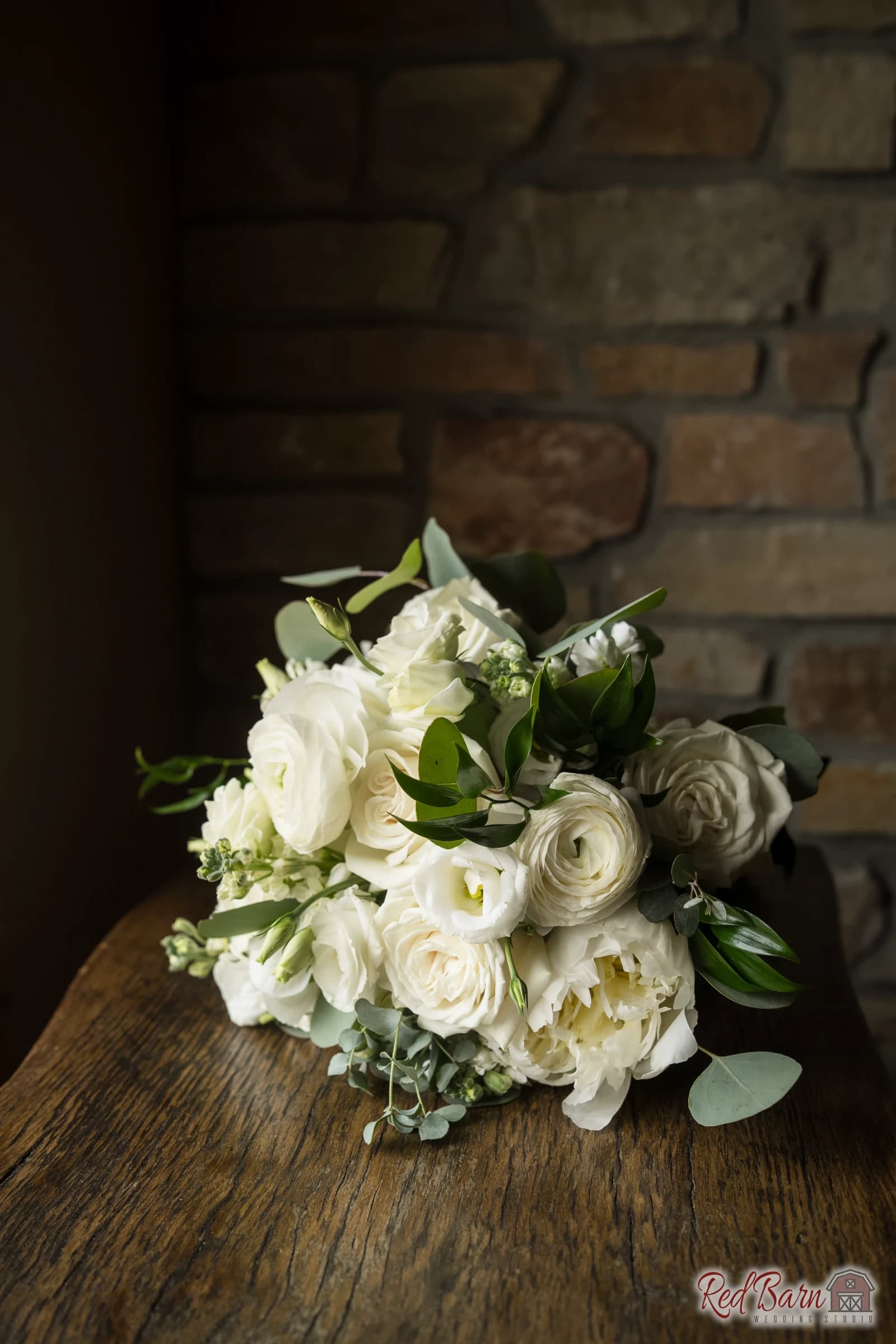 Amy and Nicholas - Fishermen`s Inn, Elburn IL — photo 9
