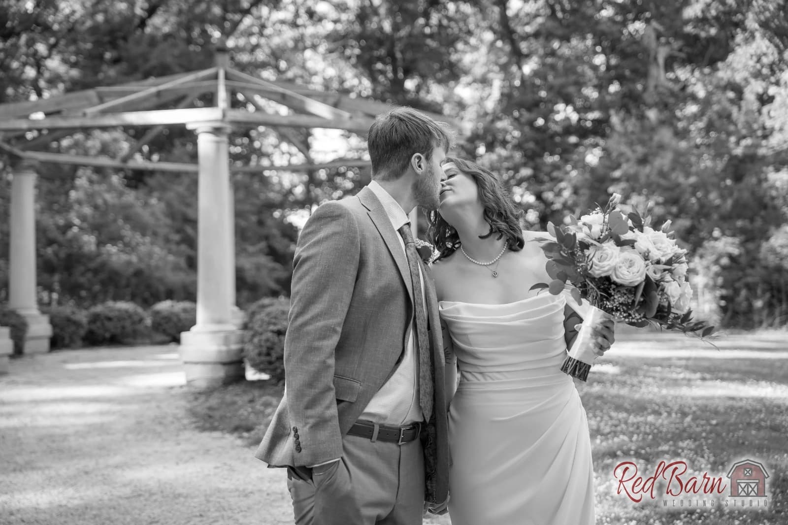 Emily and Justin - The Grove Redfield Estate, Glenview IL — photo 36