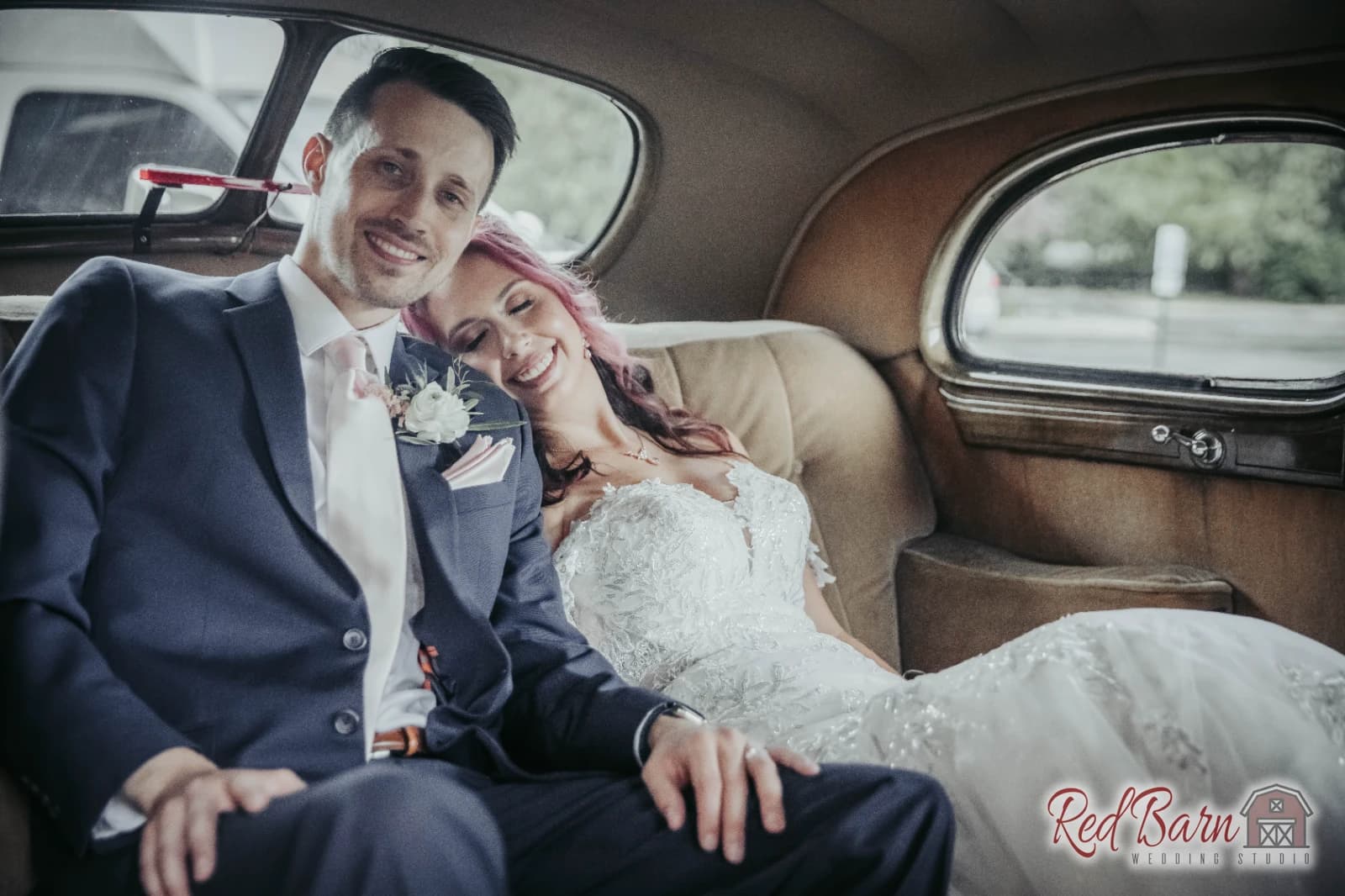 Sara and Michael - Eaglewood Resort, Itasca — photo 7