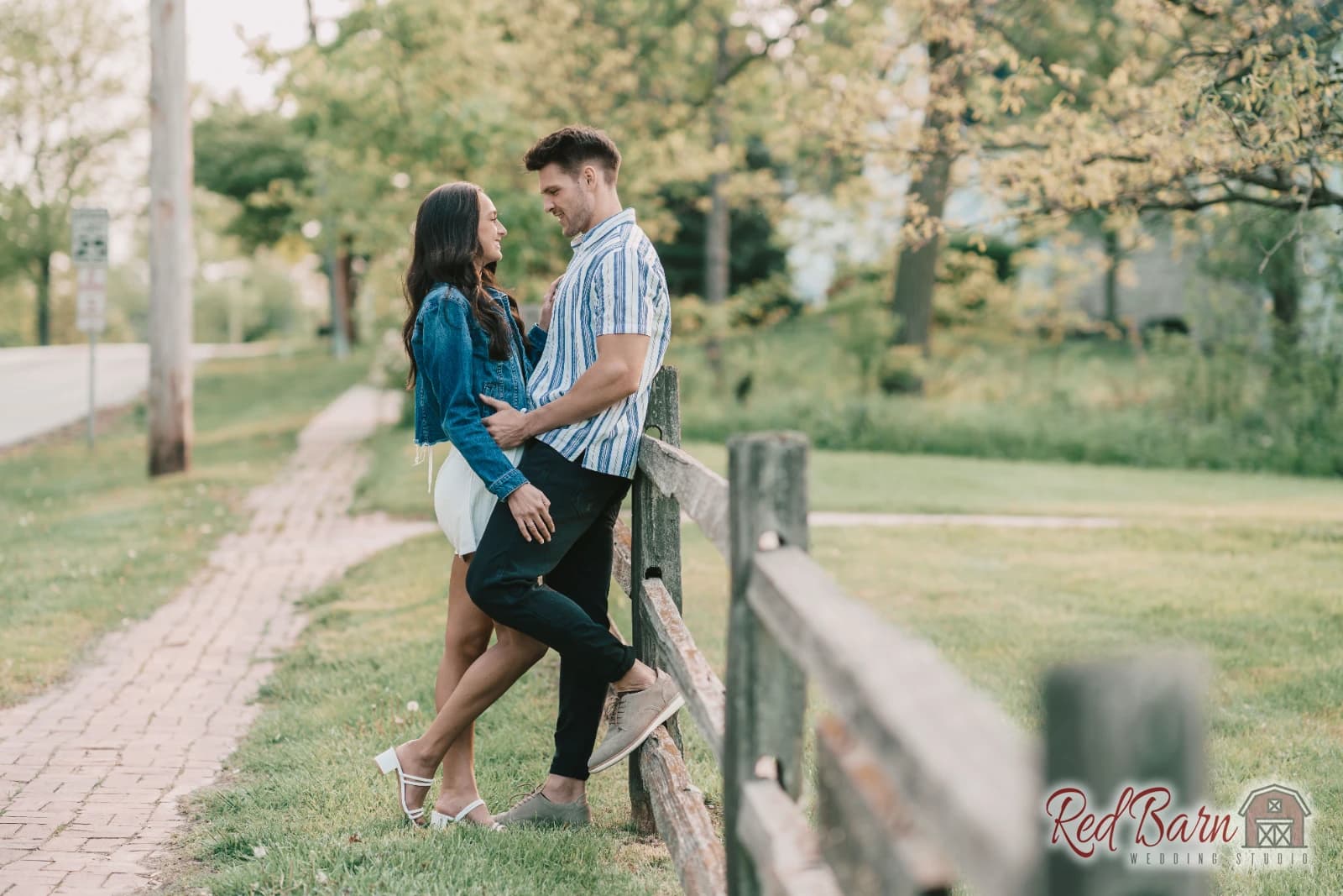 Lindsey and Jonathan - Historic Downtown Long Grove, IL — photo 8