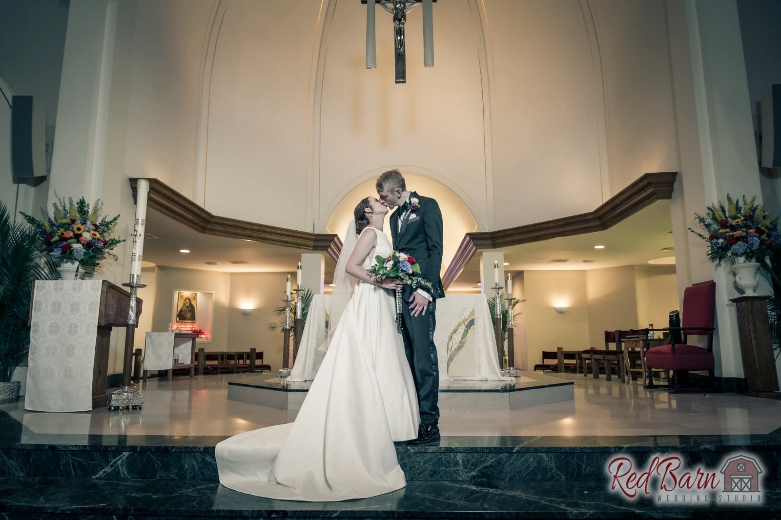 Emma and Dylan - Deer Path Inn, Lake Forest, IL  — photo 89