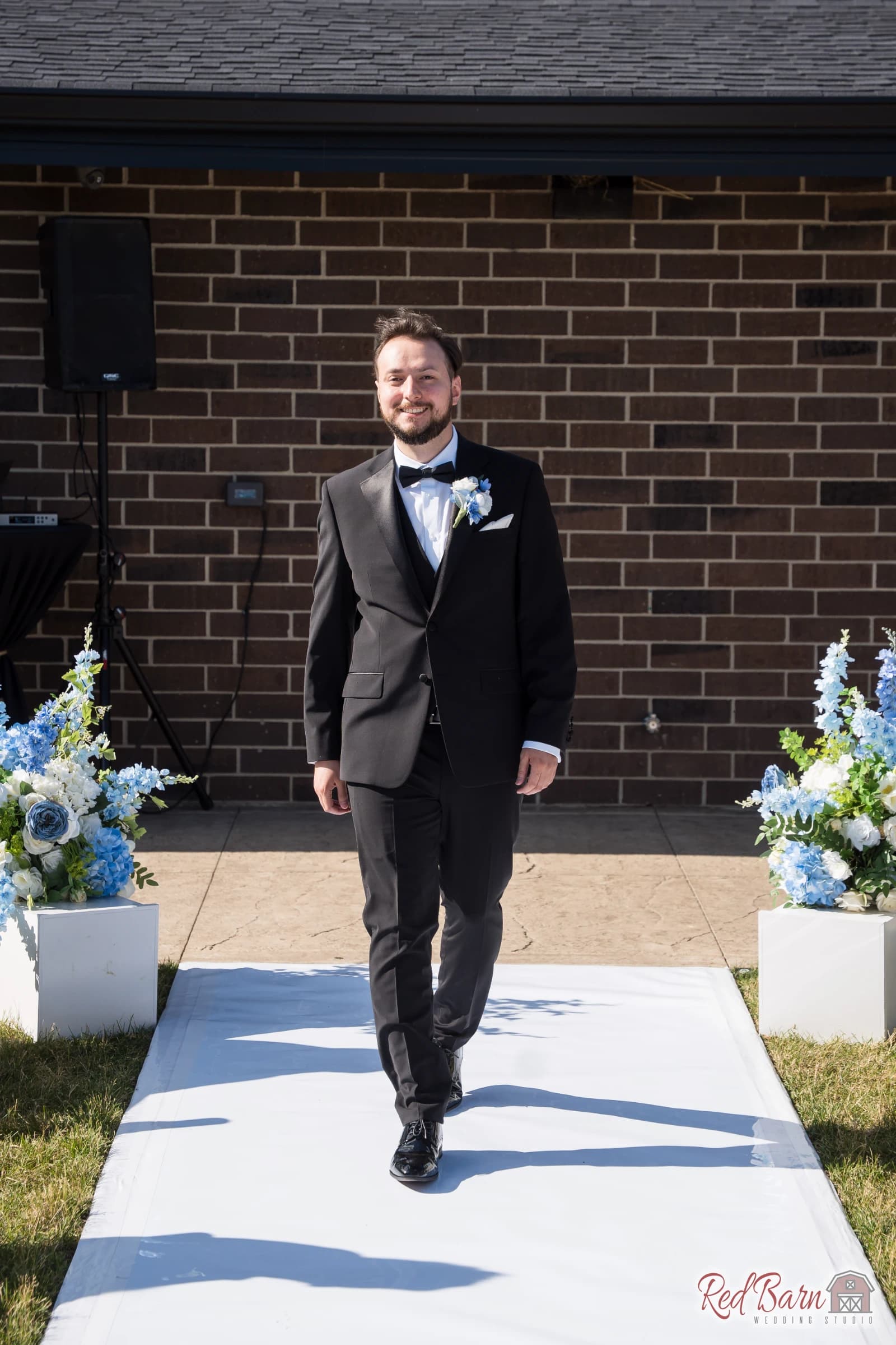 Kasia & Miguel - Signature Barn Banquet Hall, Orland Park IL — photo 47
