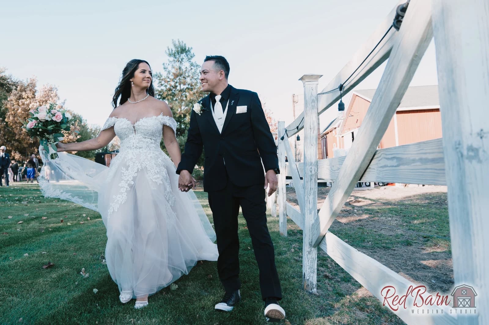 Michelle and David - Rancho Camino Real, Huntley IL — photo 76