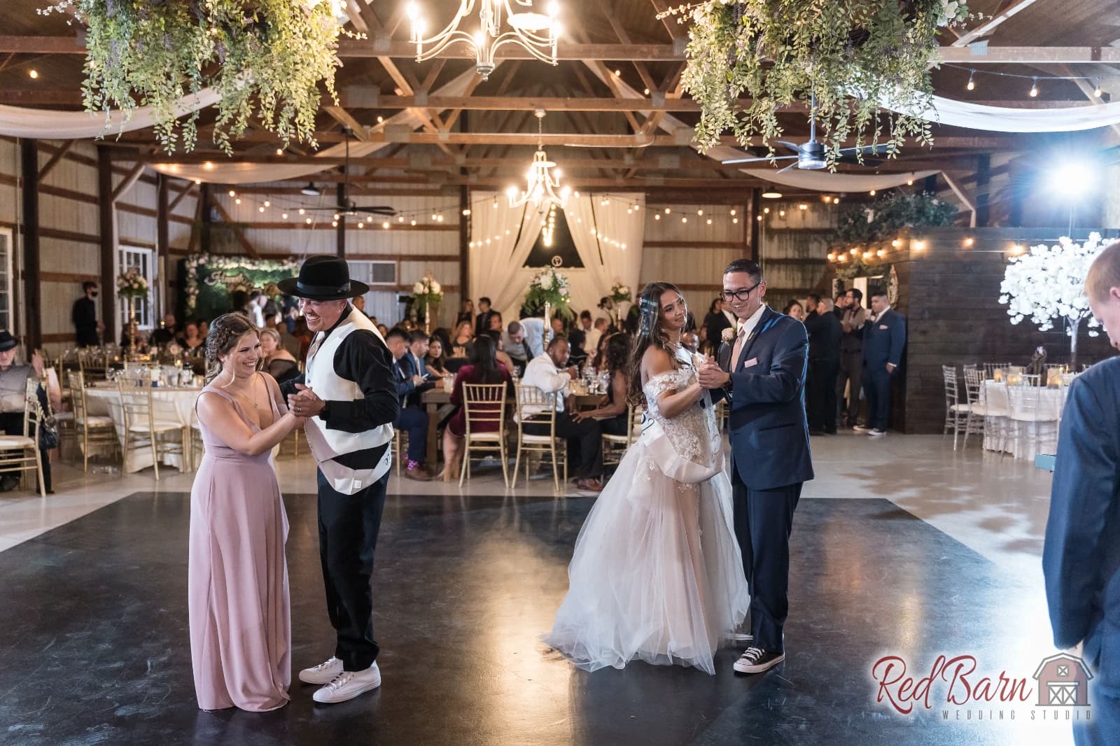 Michelle and David - Rancho Camino Real, Huntley IL — photo 119
