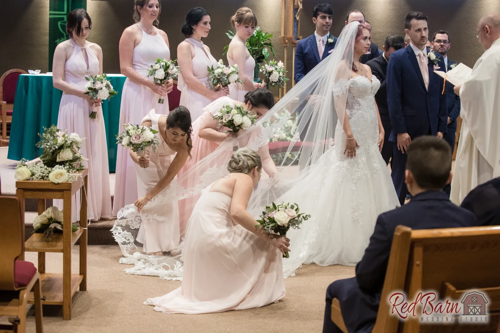 Sara and Michael - Eaglewood Resort, Itasca — photo 39