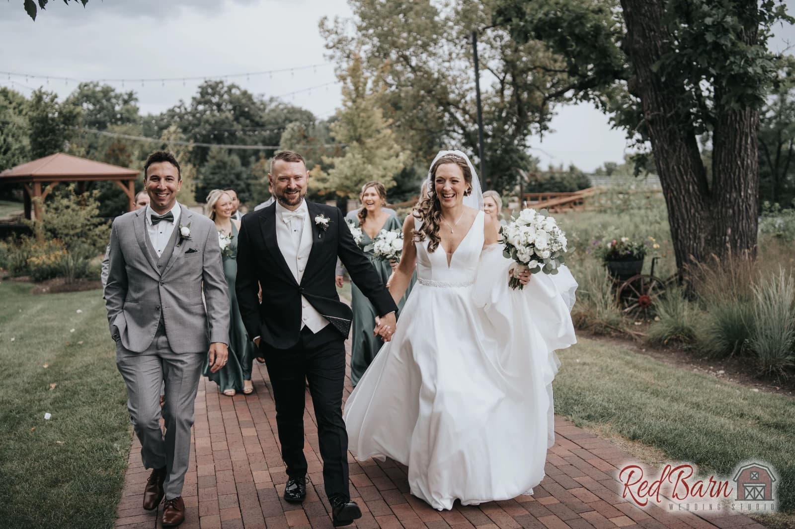 Amy and Nicholas - Fishermen`s Inn, Elburn IL — photo 31