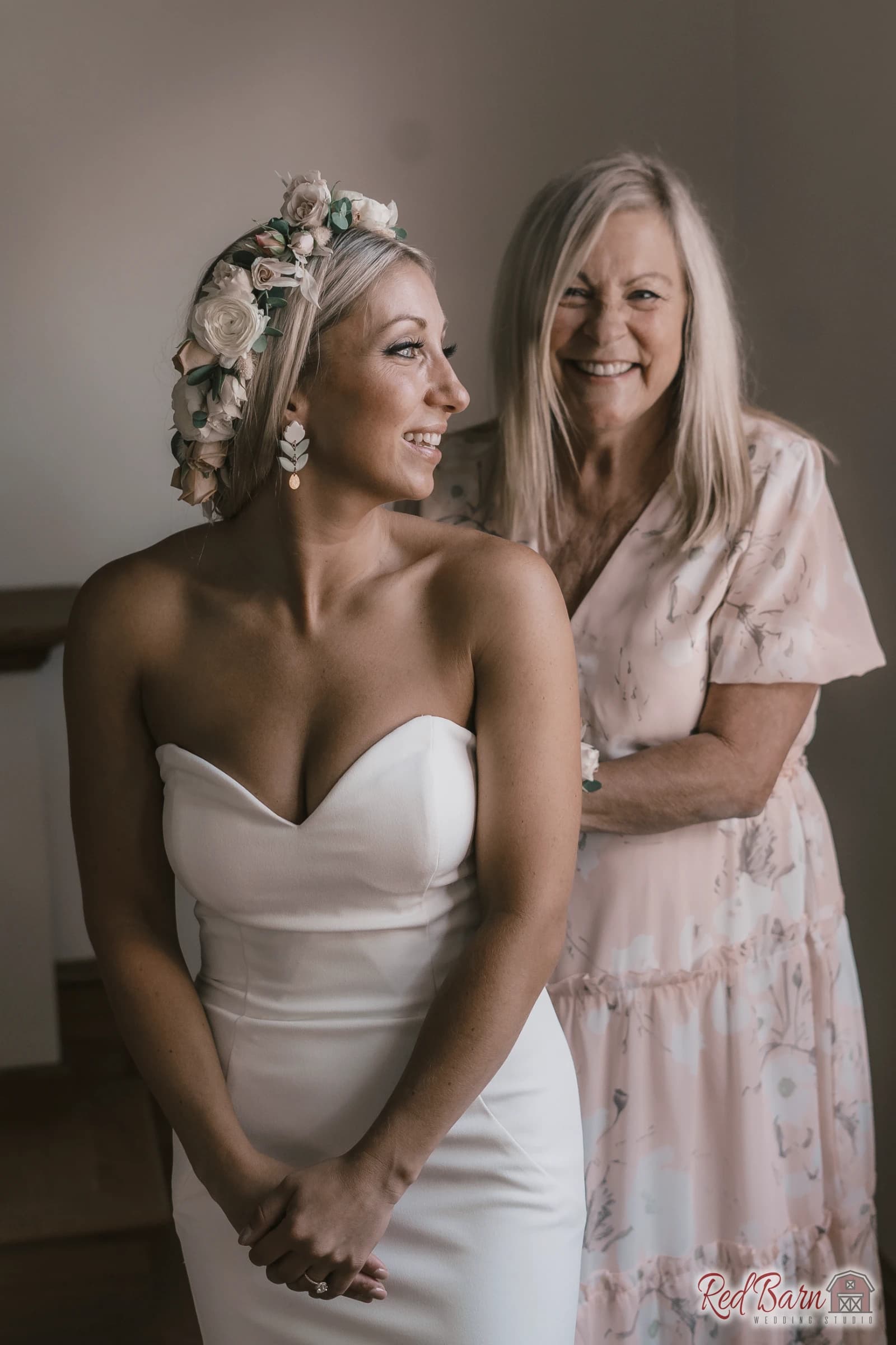  Jaclyn and Matthew - in The Grove Redfield Estate, Glenview IL — photo 11