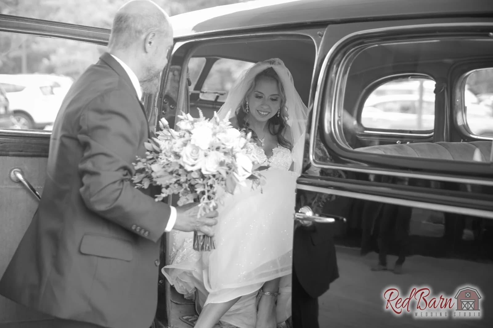 Sara and Michael - Eaglewood Resort, Itasca — photo 44