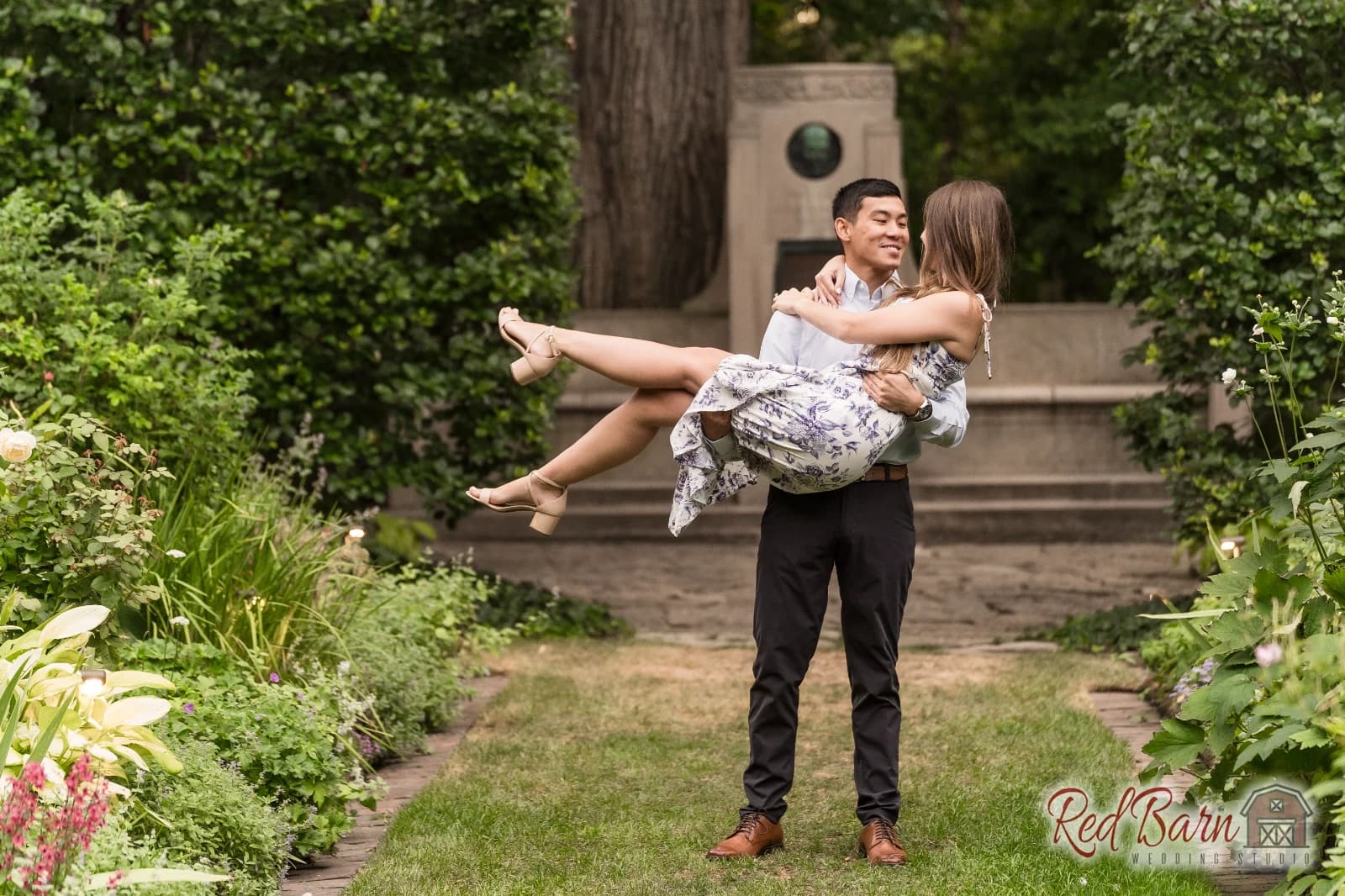Jessica and Paul - The Shakespeare Garden on the campus of Northwestern University, Evanston - IL — photo 19