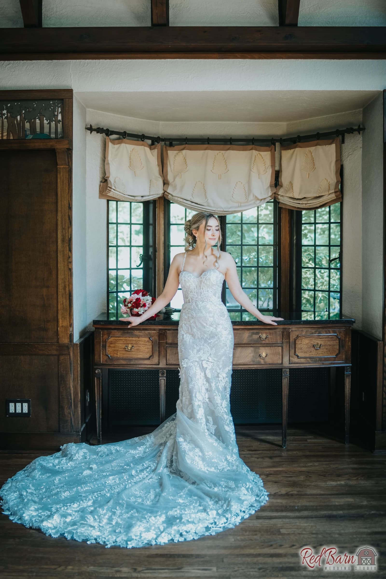 Stephanie and Tyler - The Grove Redfield Estate, Glenview IL — photo 57