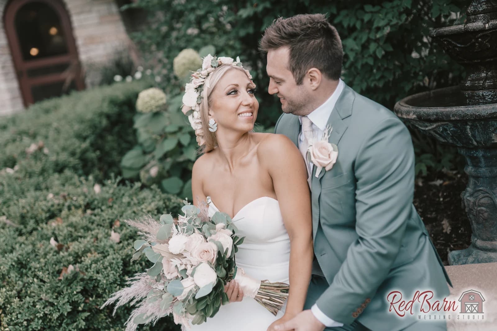  Jaclyn and Matthew - in The Grove Redfield Estate, Glenview IL — photo 44