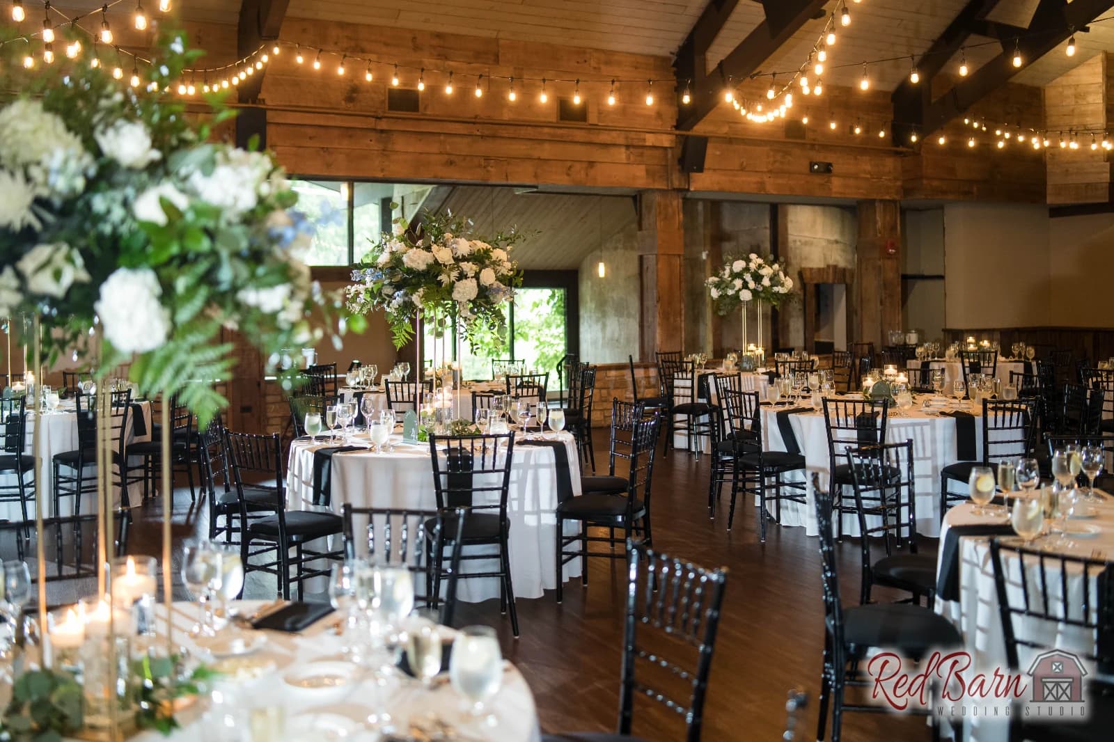 Amy and Nicholas - Fishermen`s Inn, Elburn IL — photo 57