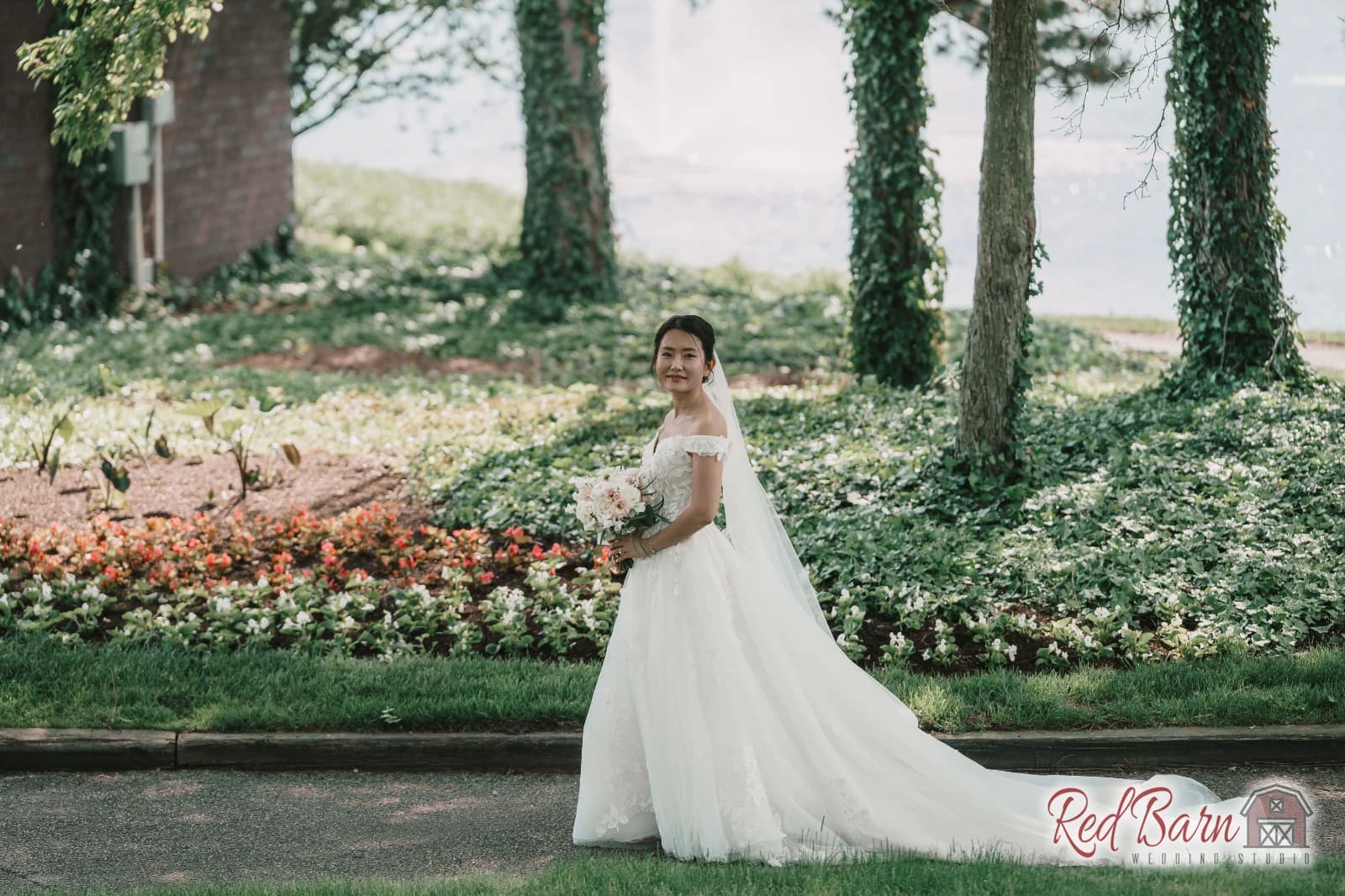 Annie and Harrison - Kemper Lakes Golf Club, Kildeer IL — photo 1