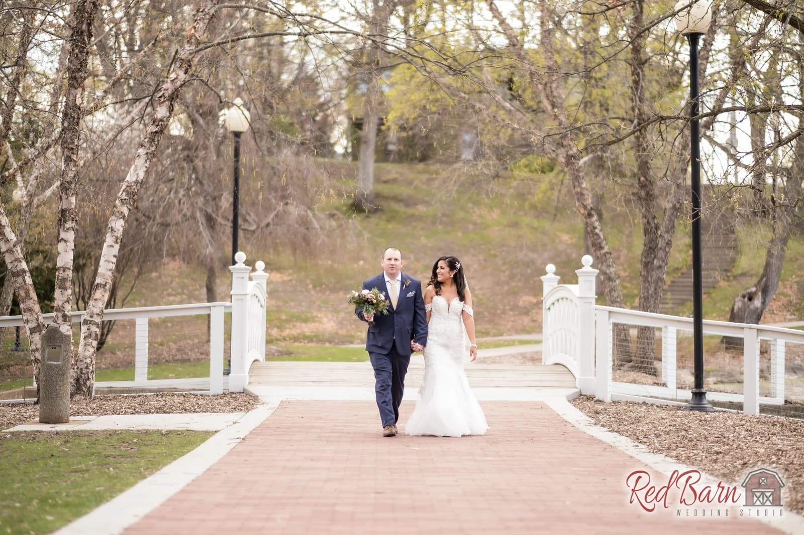 Adrian and Ryan - Hoosier Grove Barn, Streamwood IL — photo 67