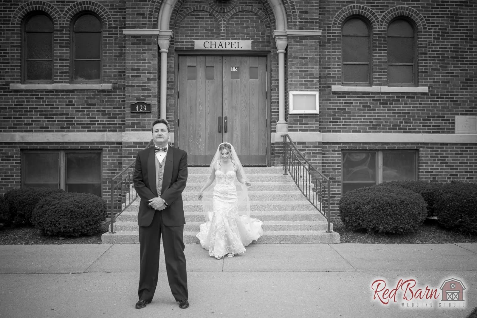 Stephanie and Tyler - The Grove Redfield Estate, Glenview IL — photo 18