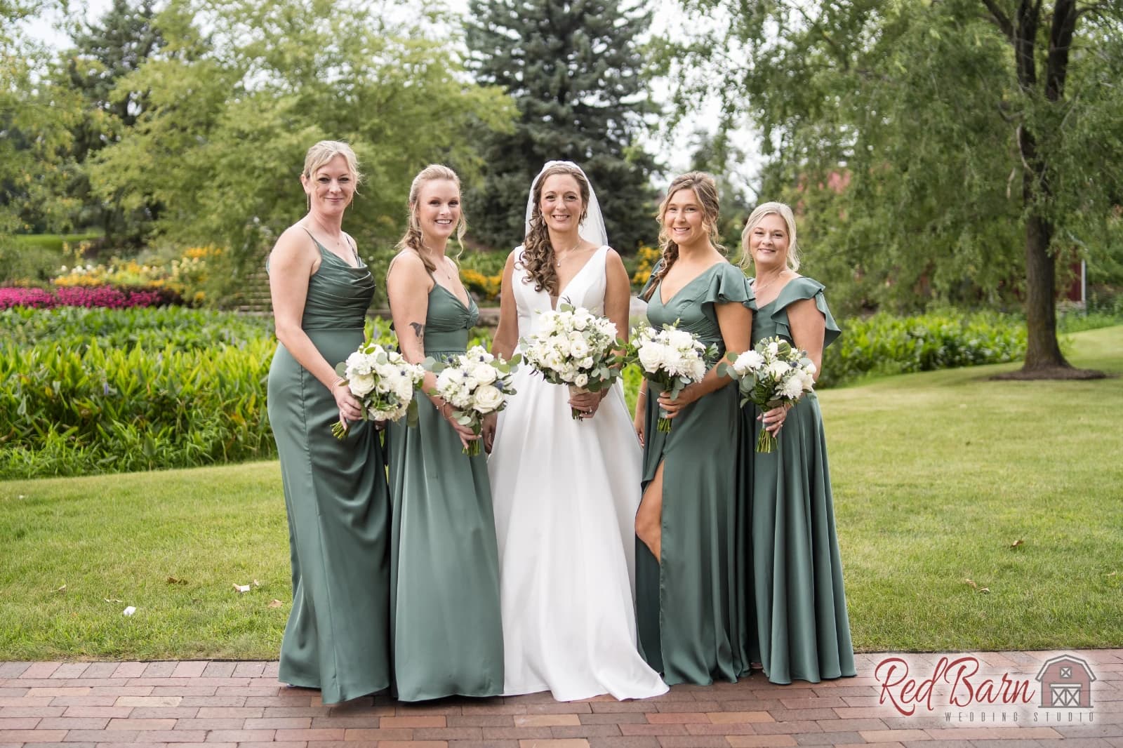 Amy and Nicholas - Fishermen`s Inn, Elburn IL — photo 23