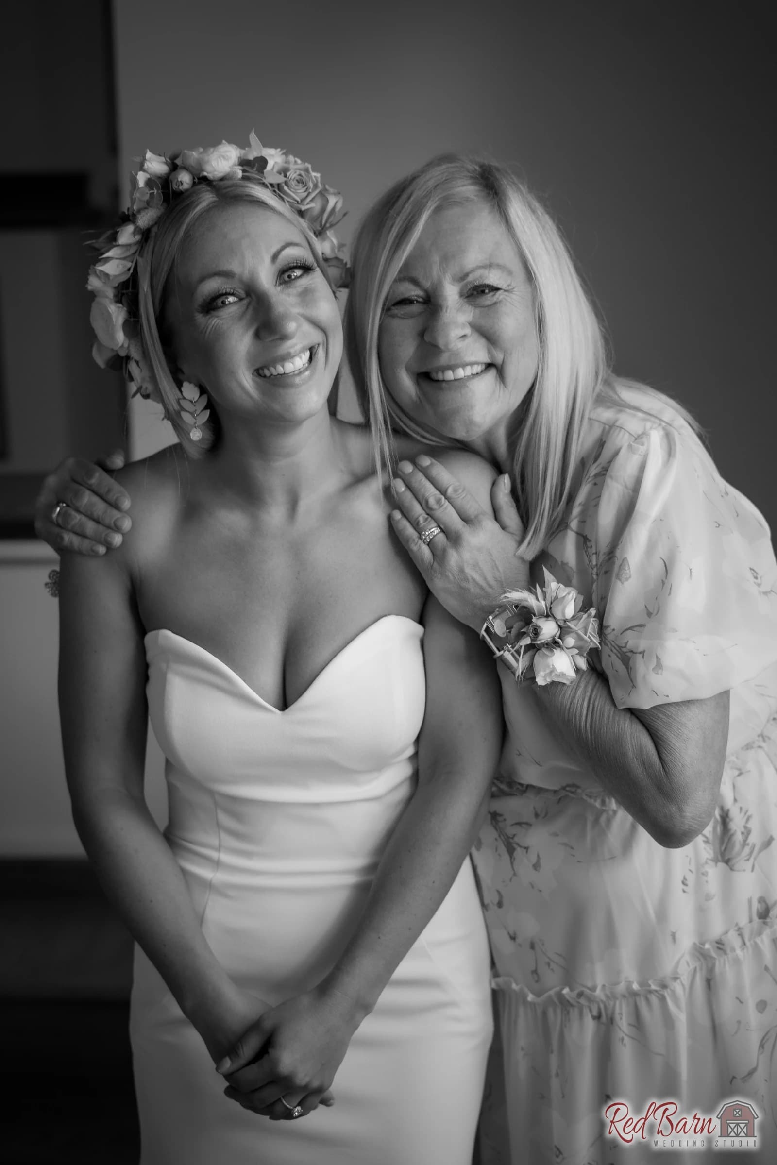  Jaclyn and Matthew - in The Grove Redfield Estate, Glenview IL — photo 13