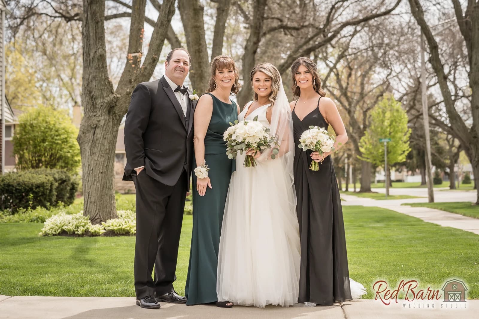 Kaitlin and Thomas - Venuti’s Banquet Hall, Addison IL — photo 32