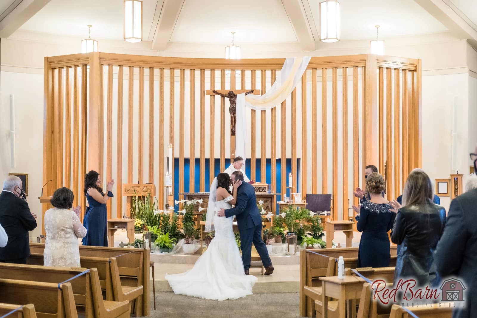 Adrian and Ryan - Hoosier Grove Barn, Streamwood IL — photo 43