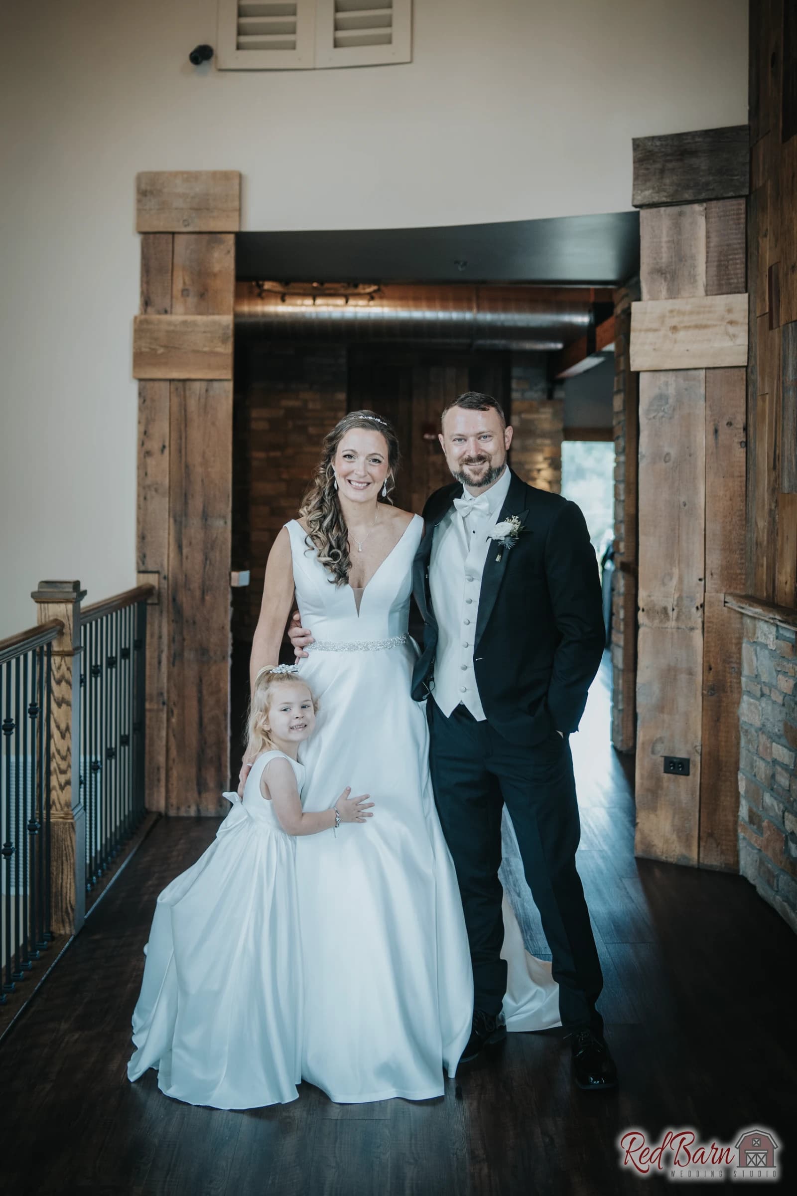 Amy and Nicholas - Fishermen`s Inn, Elburn IL — photo 38