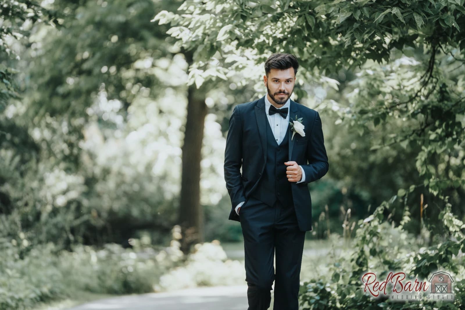 Stephanie and Tyler - The Grove Redfield Estate, Glenview IL — photo 81