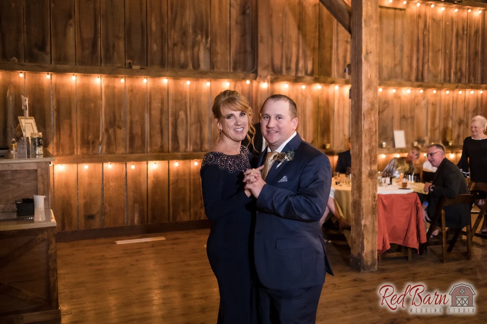 Adrian and Ryan - Hoosier Grove Barn, Streamwood IL — photo 83