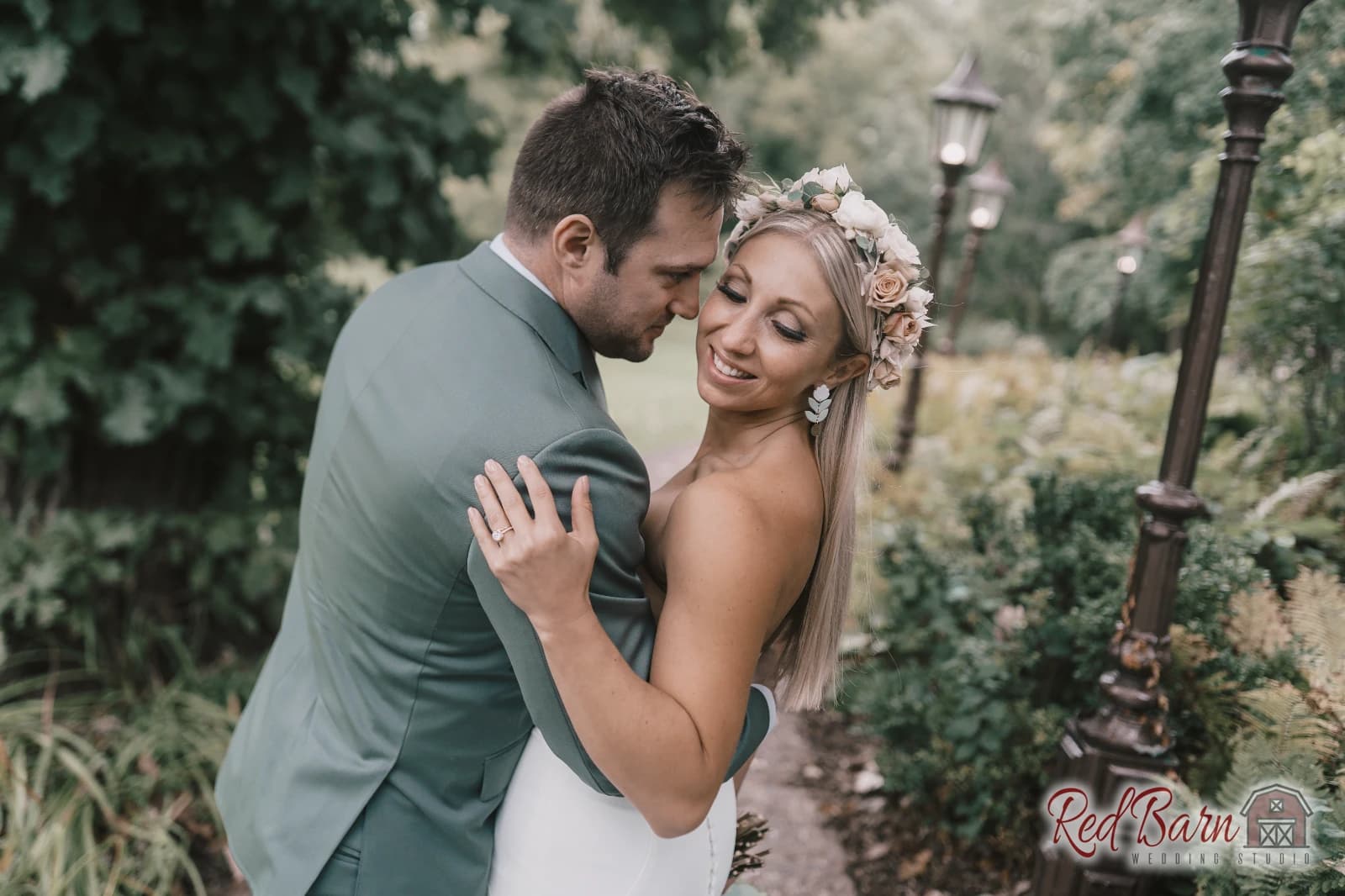  Jaclyn and Matthew - in The Grove Redfield Estate, Glenview IL — photo 40