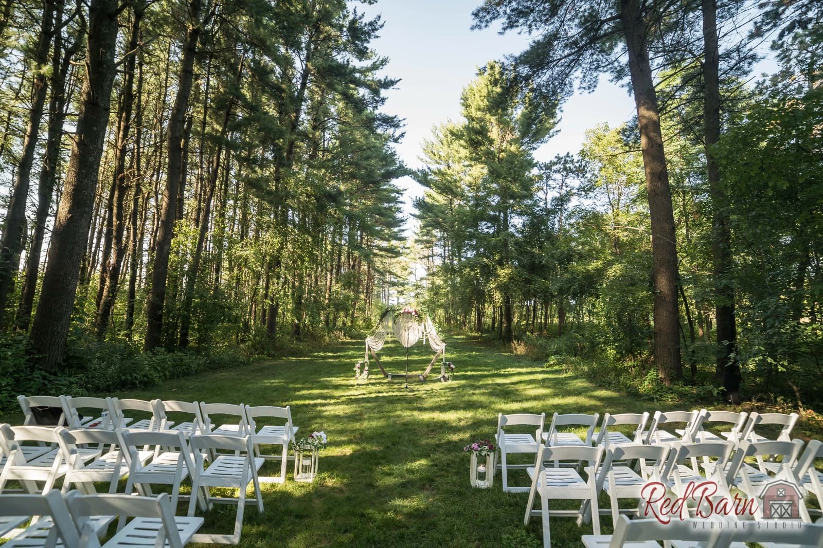 Heather and Brandon - Whispering Woods, Harvard IL — photo 37