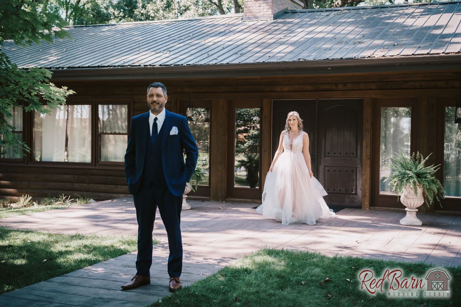 Heather and Brandon - Whispering Woods, Harvard IL — photo 28