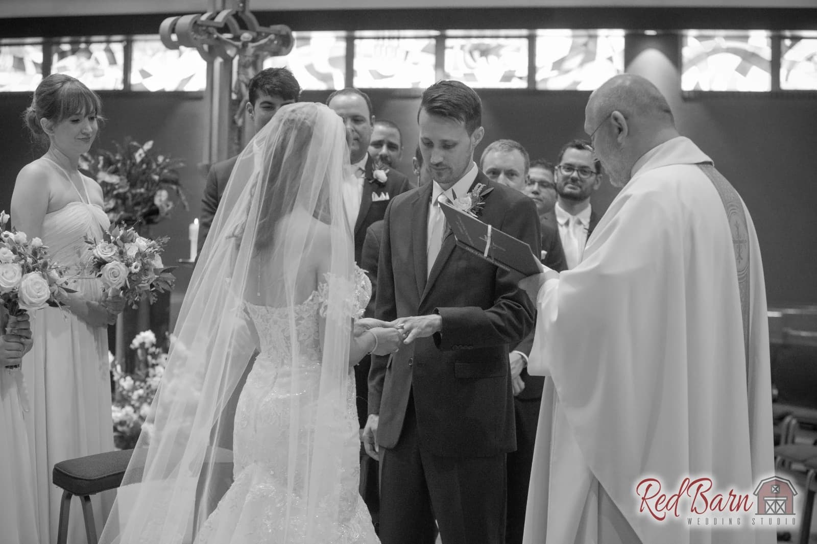 Sara and Michael - Eaglewood Resort, Itasca — photo 11