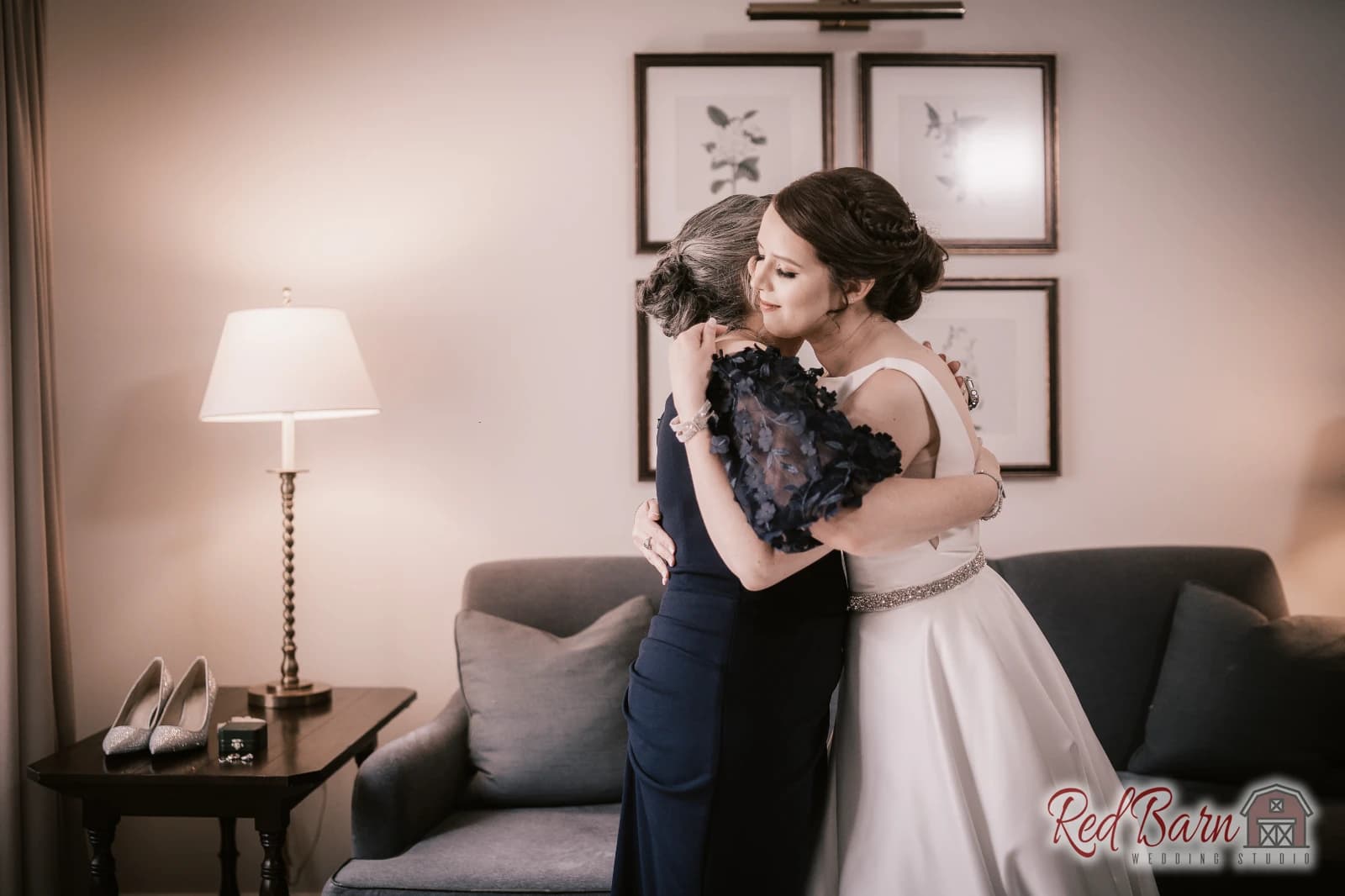Emma and Dylan - Deer Path Inn, Lake Forest, IL  — photo 24