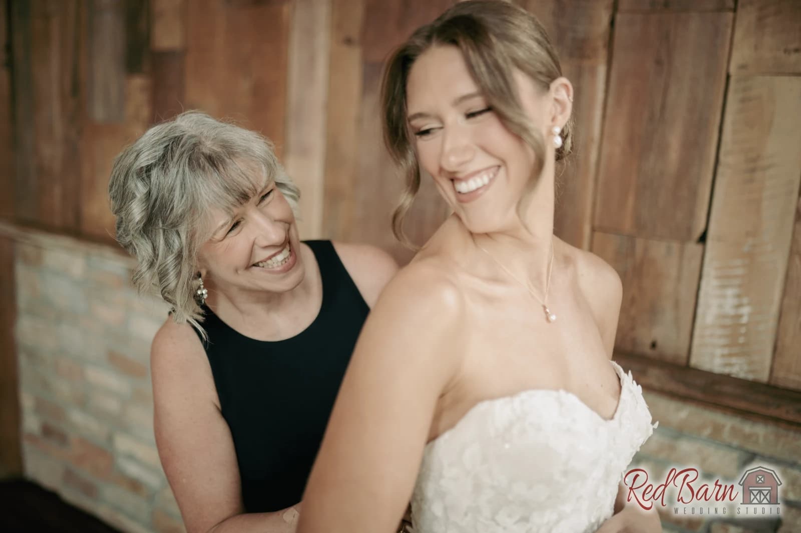 Sam & Zach - Fishermen's Inn - Elburn, IL — photo 16