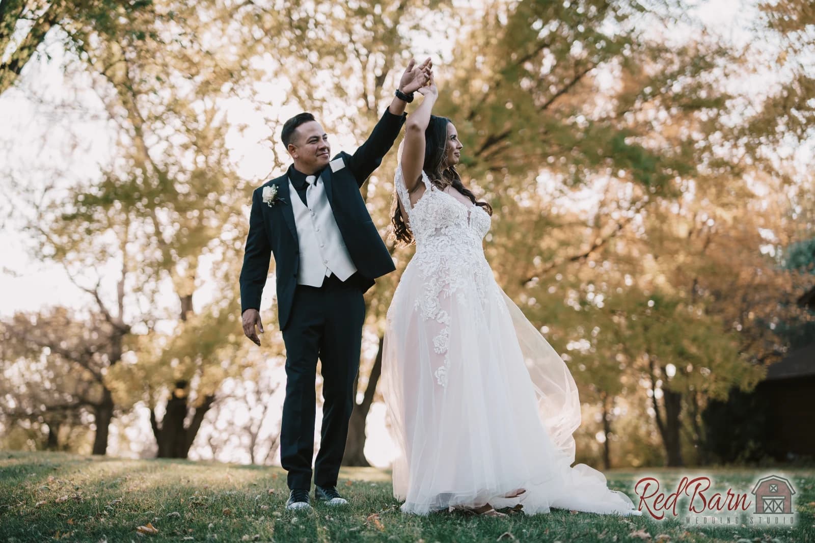 Michelle and David - Rancho Camino Real, Huntley IL — photo 73