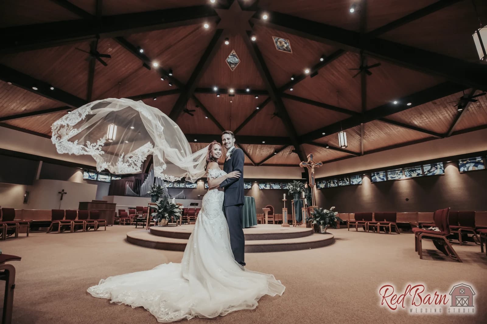 Sara and Michael - Eaglewood Resort, Itasca — photo 50