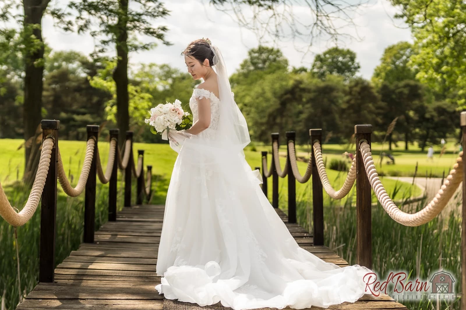 Annie and Harrison - Kemper Lakes Golf Club, Kildeer IL — photo 12