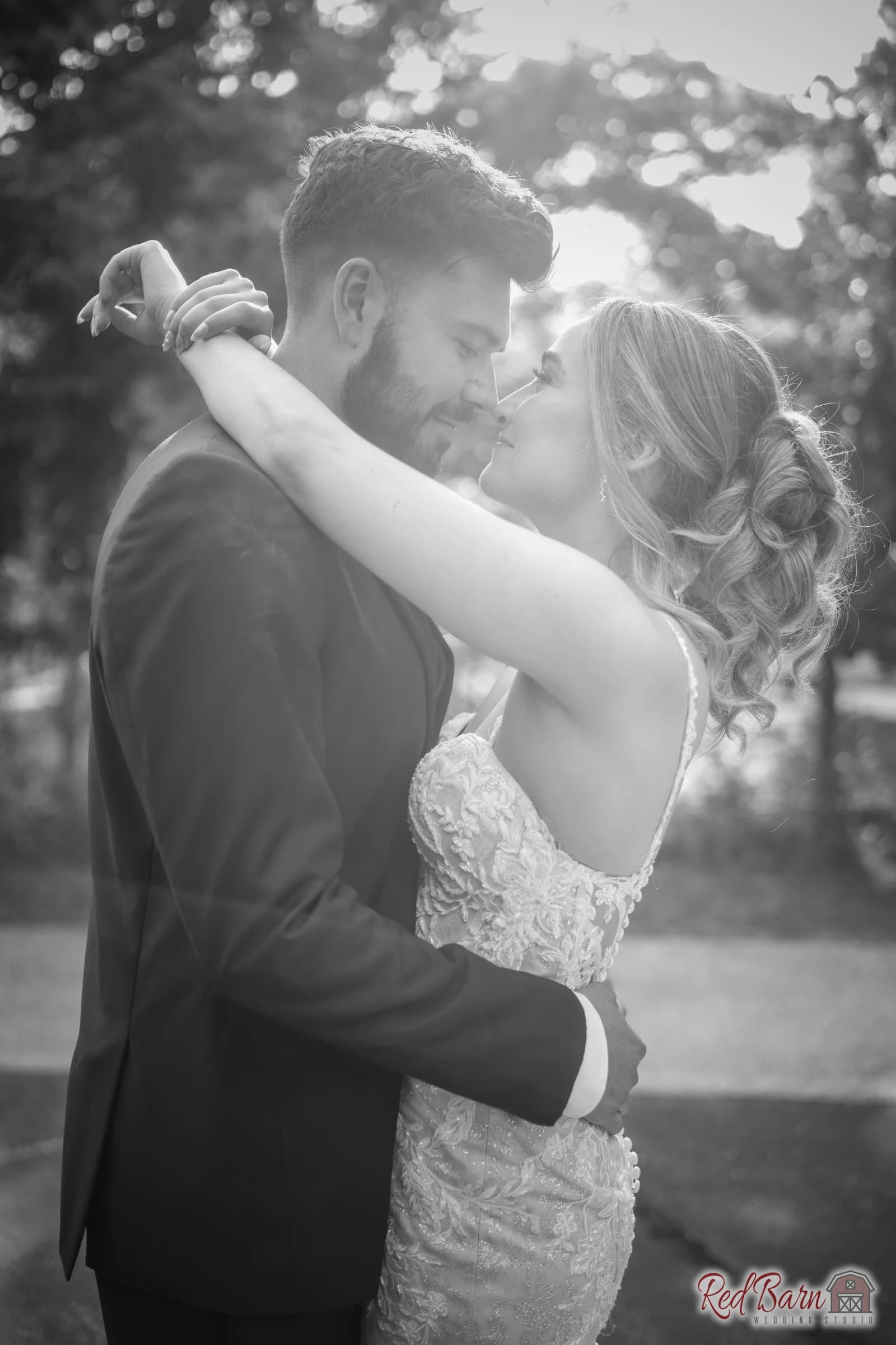 Stephanie and Tyler - The Grove Redfield Estate, Glenview IL — photo 82
