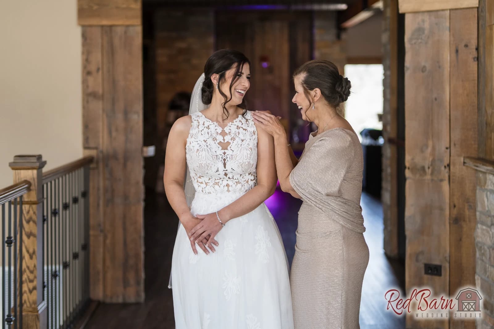 Katie and Eric - Fishermen`s Inn, Elburn IL — photo 11
