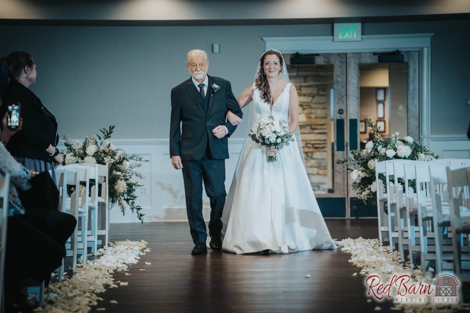 Amy and Nicholas - Fishermen`s Inn, Elburn IL — photo 41