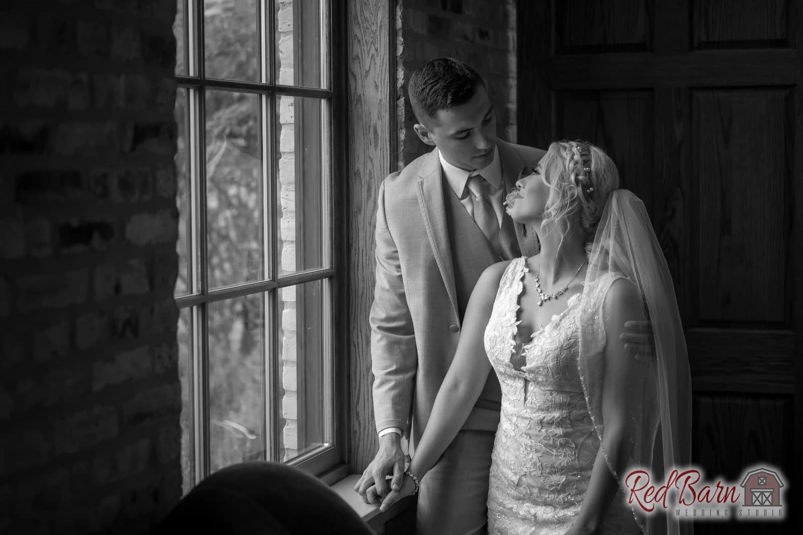 Amber and Jacob - The BRIX on the Fox, Carpentersville, IL — photo 69