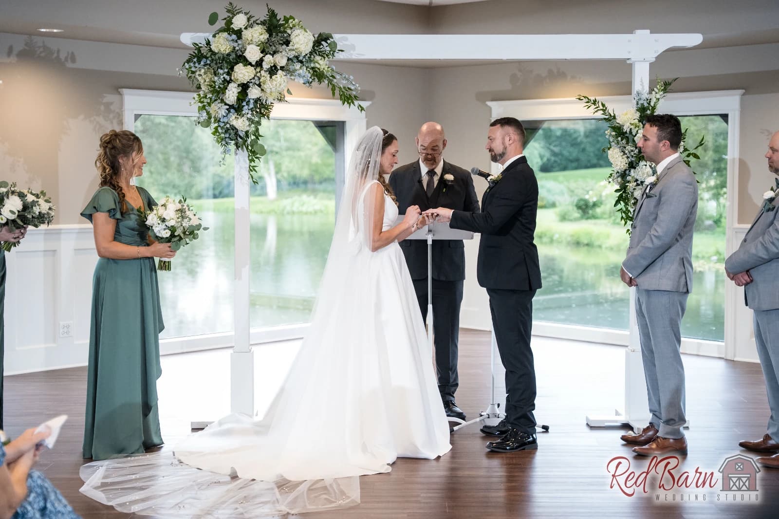 Amy and Nicholas - Fishermen`s Inn, Elburn IL — photo 52