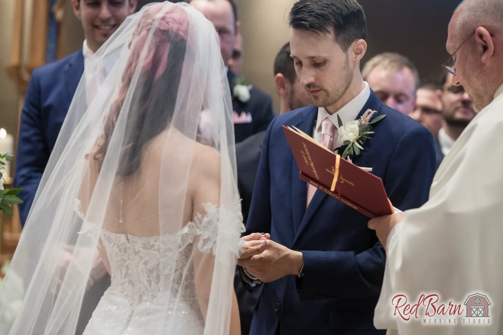 Sara and Michael - Eaglewood Resort, Itasca — photo 33