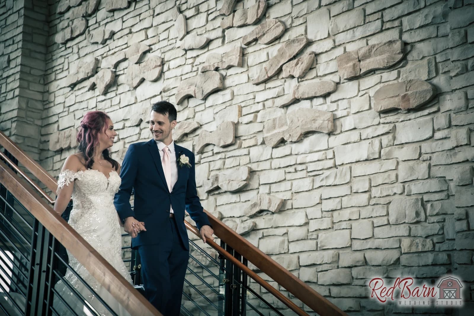 Sara and Michael - Eaglewood Resort, Itasca — photo 13
