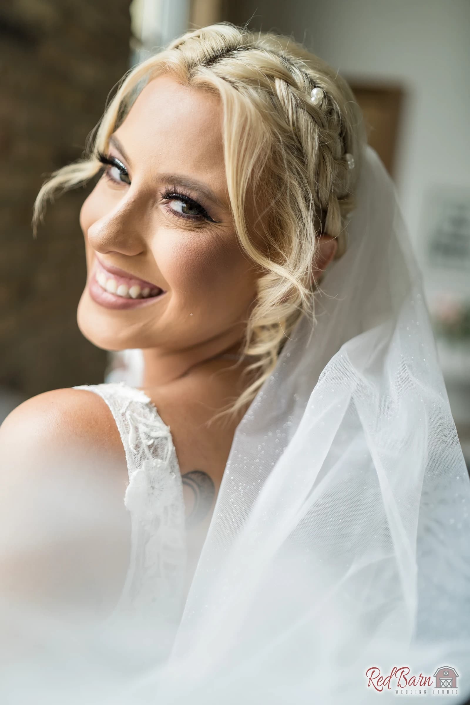 Amber and Jacob - The BRIX on the Fox, Carpentersville, IL — photo 32